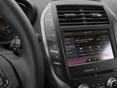 2017 Lincoln MKC, $16977. Photo 11