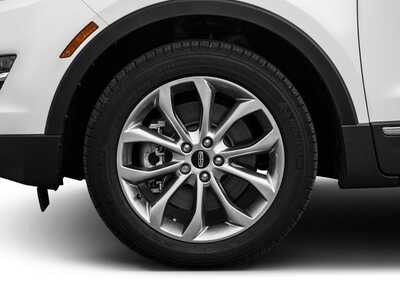 2017 Lincoln MKC, $16977. Photo 12