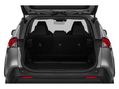 2020 Toyota RAV4, $29477. Photo 11
