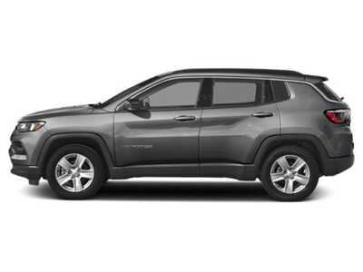 2022 Jeep Compass, $23977. Photo 6