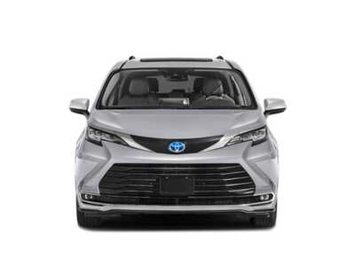2022 Toyota Sienna, $40977. Photo 4
