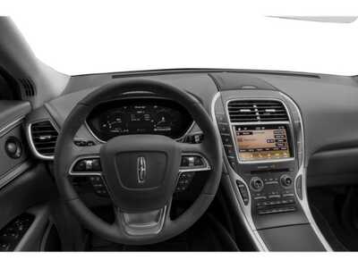 2019 Lincoln Nautilus, $20977. Photo 7