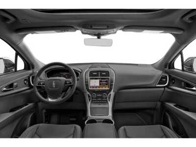2019 Lincoln Nautilus, $20977. Photo 8