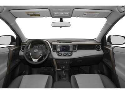 2015 Toyota RAV4, $19477. Photo 7