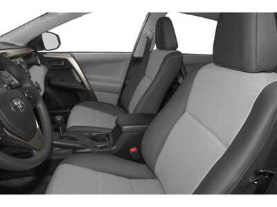 2015 Toyota RAV4, $19477. Photo 8