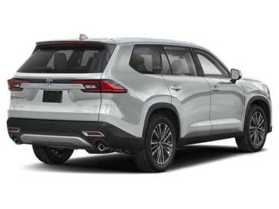 2026 Toyota Grand Highlander, $63680. Photo 2