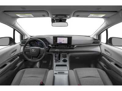 2025 Toyota Sienna, $45977. Photo 7