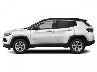 2025 Jeep Compass, $22977. Photo 3