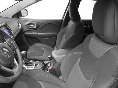 2016 Jeep Cherokee, $9977. Photo 12