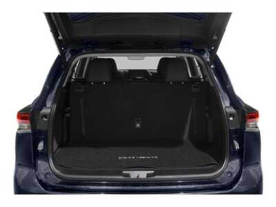 2020 Toyota Highlander, $32547. Photo 11