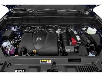 2020 Toyota Highlander, $32547. Photo 12
