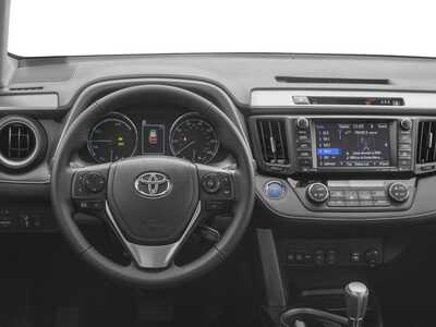 2018 Toyota RAV4, $27977. Photo 7
