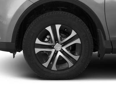 2018 Toyota RAV4, $22977. Photo 11