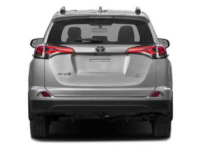 2018 Toyota RAV4, $22977. Photo 5