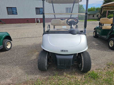 2013 E-z-go , $4100. Photo 11