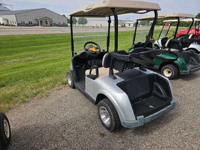 2013 E-z-go , $4100. Photo 7