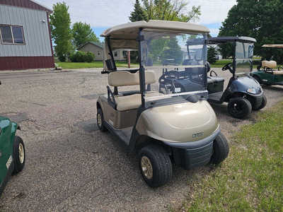 2018 E-z-go RXV ELECTRIC, $3950. Photo 12