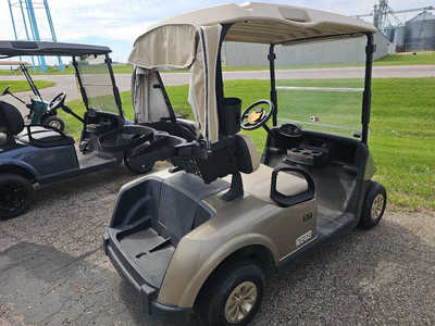 2018 E-z-go RXV ELECTRIC, $3950. Photo 8