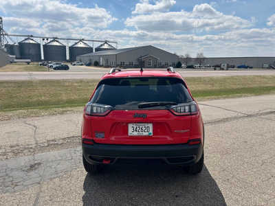 2019 Jeep Cherokee, $17500. Photo 4