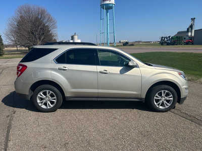 2016 Chevrolet Equinox, $8995. Photo 3