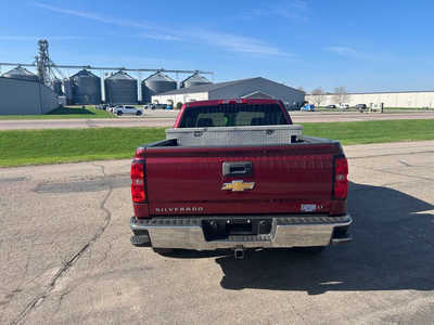 2015 Chevrolet 1500 Crew Cab, $17500. Photo 4