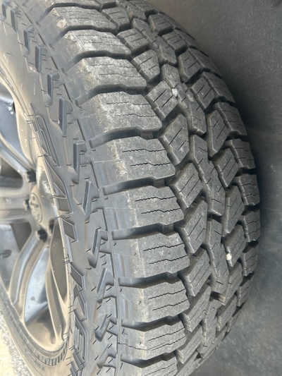 2014 RAM 1500 Crew Cab, $15500. Photo 5