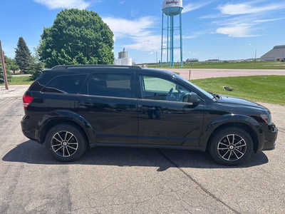 2018 Dodge Journey, $9500. Photo 3