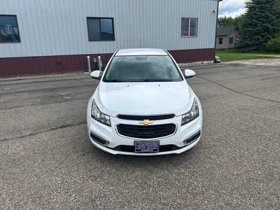 2016 Chevrolet Cruze, $7995. Photo 2