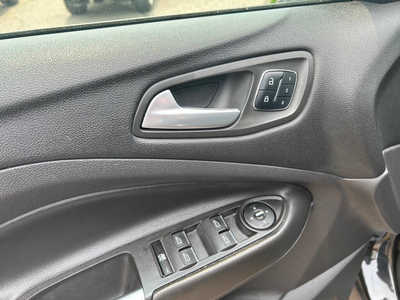 2014 Ford Escape, $8995. Photo 11