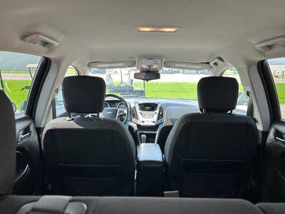 2017 Chevrolet Equinox, $9995. Photo 7