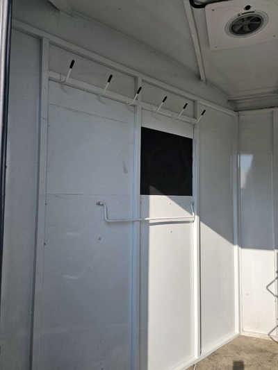 2004 Titan Trailer AVALANCHE, $7900. Photo 10