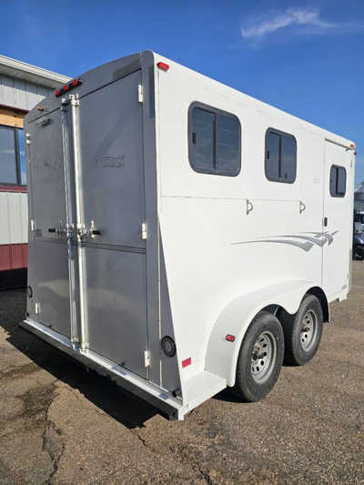 2004 Titan Trailer AVALANCHE, $7900. Photo 4