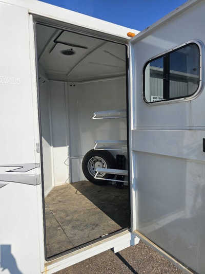 2004 Titan Trailer AVALANCHE, $7900. Photo 7
