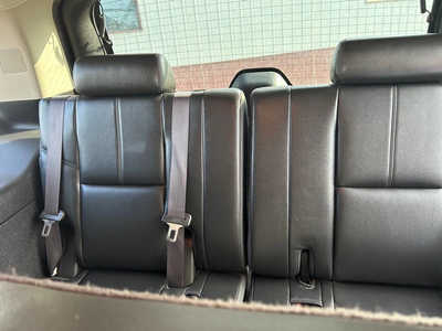 2013 Chevrolet Tahoe, $10500. Photo 10