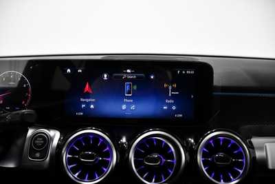 2025 Mercedes-Benz GLB-Class, $57930. Photo 11