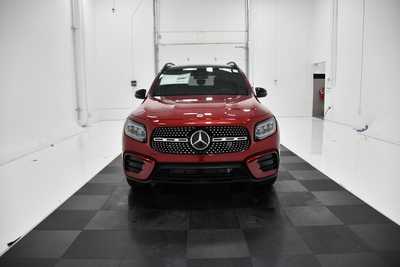 2025 Mercedes-Benz GLB-Class, $57930. Photo 2