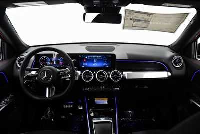 2025 Mercedes-Benz GLB-Class, $57930. Photo 7