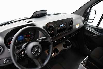 2025 Mercedes-Benz Sprinter, $66125. Photo 9