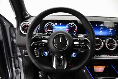 2025 Mercedes-Benz GLB-Class, $66420. Photo 9