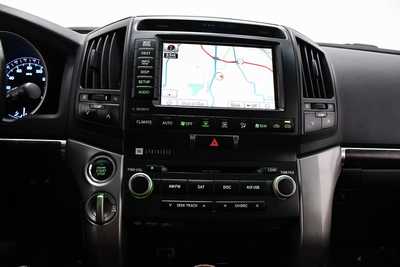 2011 Toyota Land Cruiser, $25895. Photo 12
