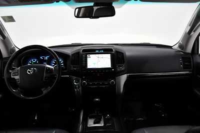 2011 Toyota Land Cruiser, $25895. Photo 7