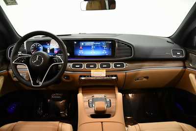 2025 Mercedes-Benz GLE-Class, $92690. Photo 7