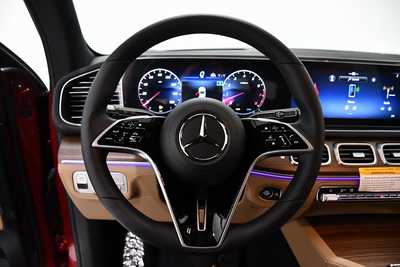 2025 Mercedes-Benz GLE-Class, $92690. Photo 9