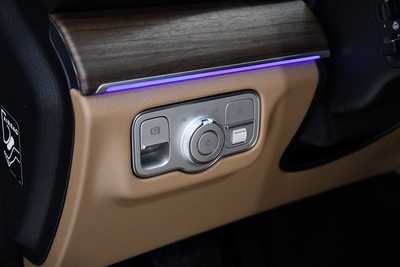 2025 Mercedes-Benz GLE-Class, $87990. Photo 8