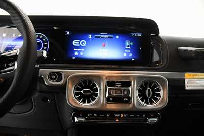 2025 Mercedes-Benz G-Class, $182650. Photo 12
