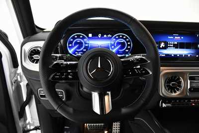 2025 Mercedes-Benz G-Class, $182650. Photo 9