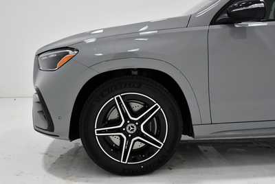 2025 Mercedes-Benz GLE-Class, $90670. Photo 5