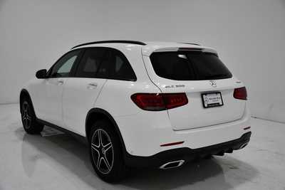 2020 Mercedes-Benz GLC-Class, $26265. Photo 3