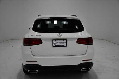 2020 Mercedes-Benz GLC-Class, $26265. Photo 4