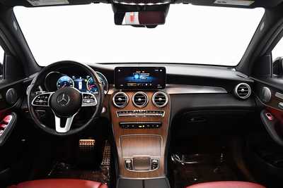 2020 Mercedes-Benz GLC-Class, $26265. Photo 7